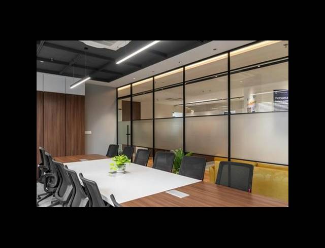 271M² OFFICE TO LET IN CLAREMONT